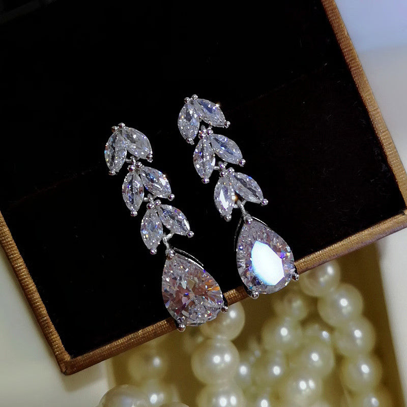 New Fashion Bridal Accessories Huitan Women Drop Earring, Wedding Band Jewelry Leave Water Drop Shape, Cubic Zirconia