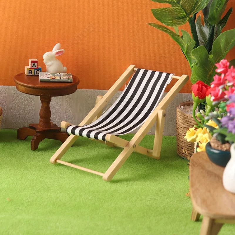 Mini Wooden Beach Chair Dollhouse Furniture